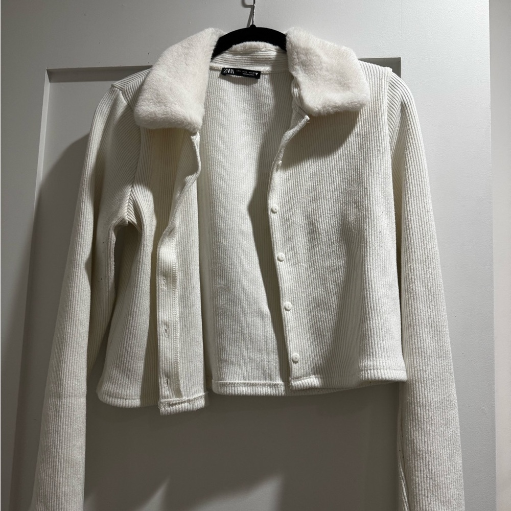 Zara Cream Ribbed Knit Jacket with Faux-Fur Collar